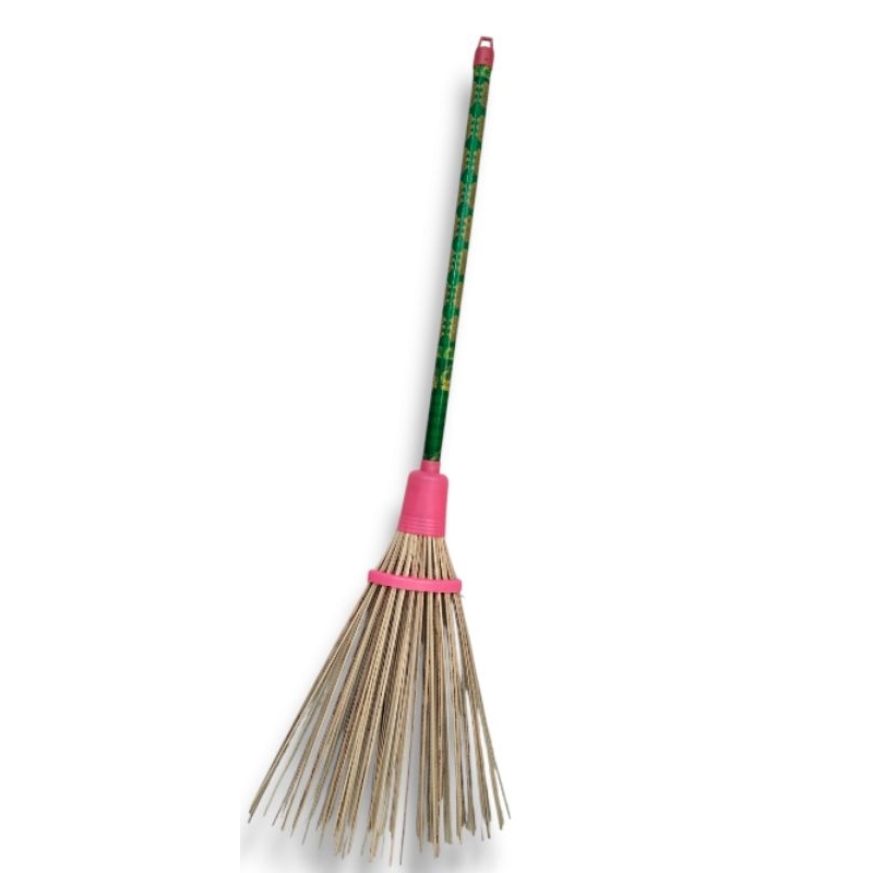 Sapu lidi Nipah Tanggung gagang kayu - sapu halaman - sapu taman