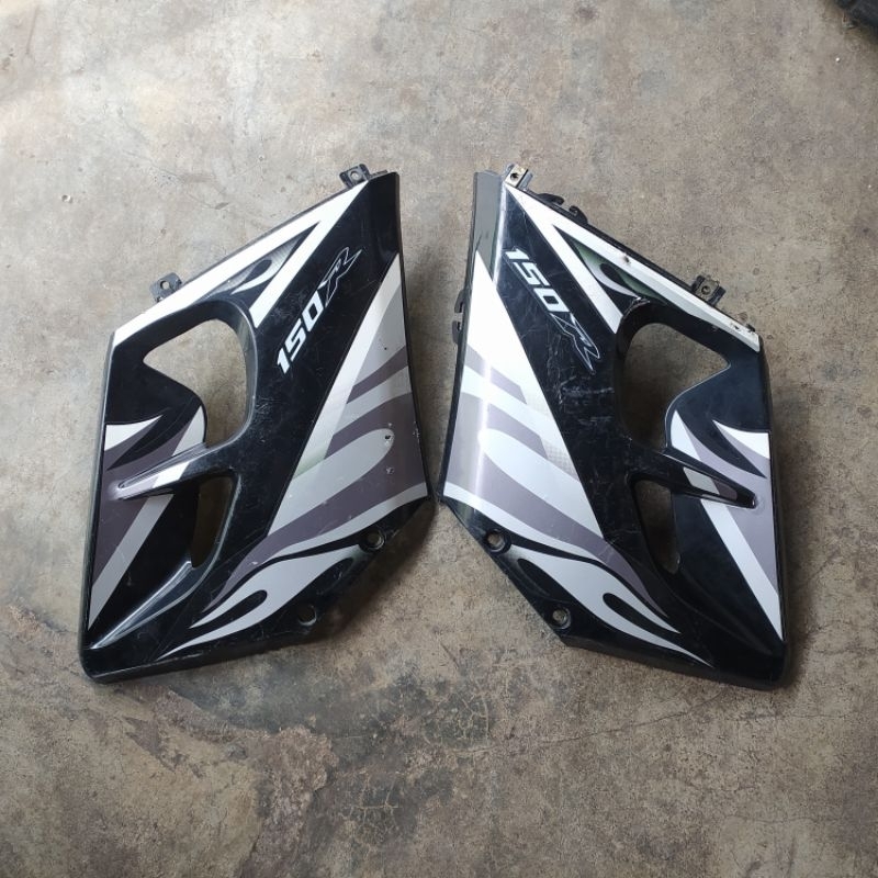 Middle Fairing Cover Sayap Samping Depan Honda CBR 150 Old CBR 150 CBU Thailand Original