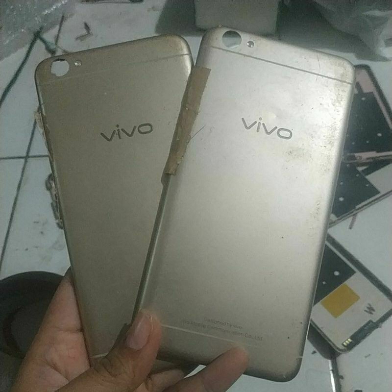 backdoor bekas Vivo y55 tombol komplit minus bagian simtray