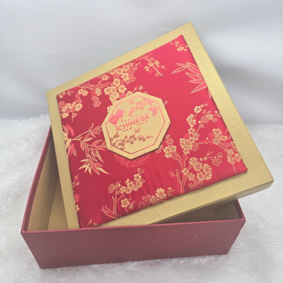 

Cake Box standar cheongsam imlek 22x22x8cm / kotak kue lapis legit / hantaran CNY
