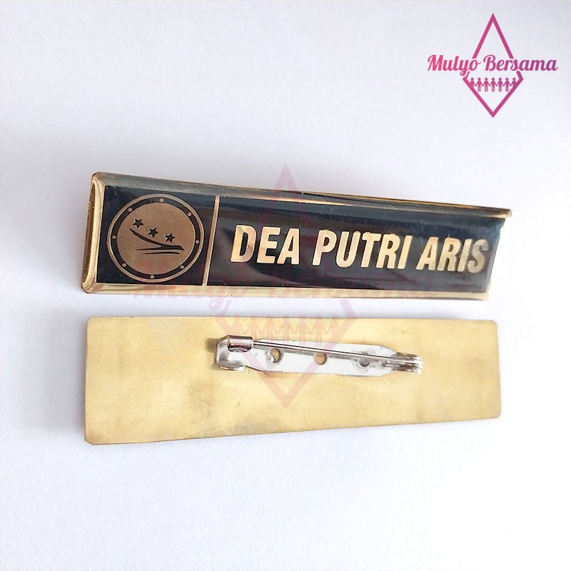 

Papan Nama Dada Penerbangan Custom Name Tag Logo Penerbangan - Mulyo Bersama