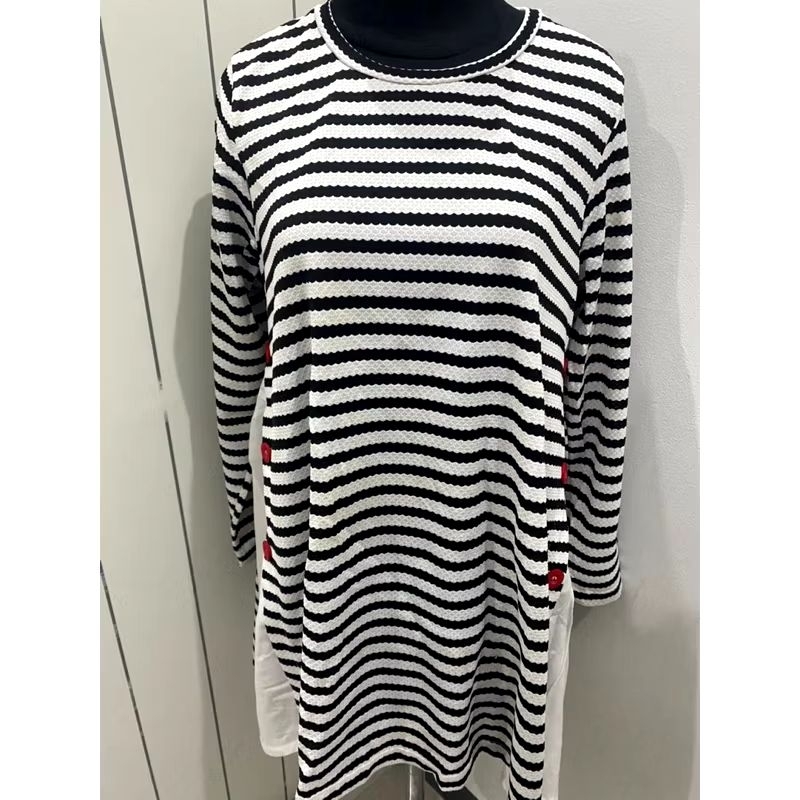 Preloved Tunik Graphis