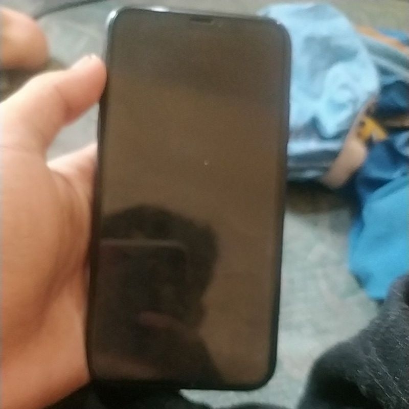 iphone xr lock icloud