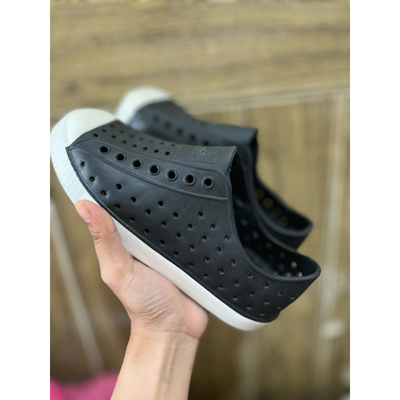 PL Sepatu Native anak