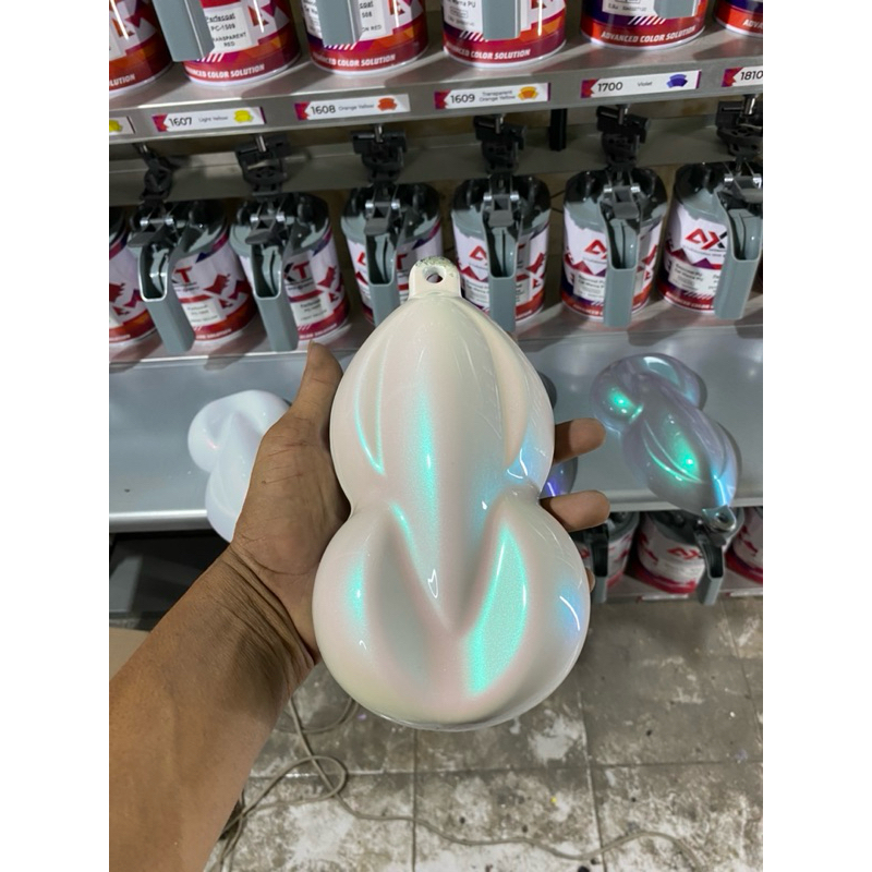 

cat dasar putih + special effect tosca PU (AXT)