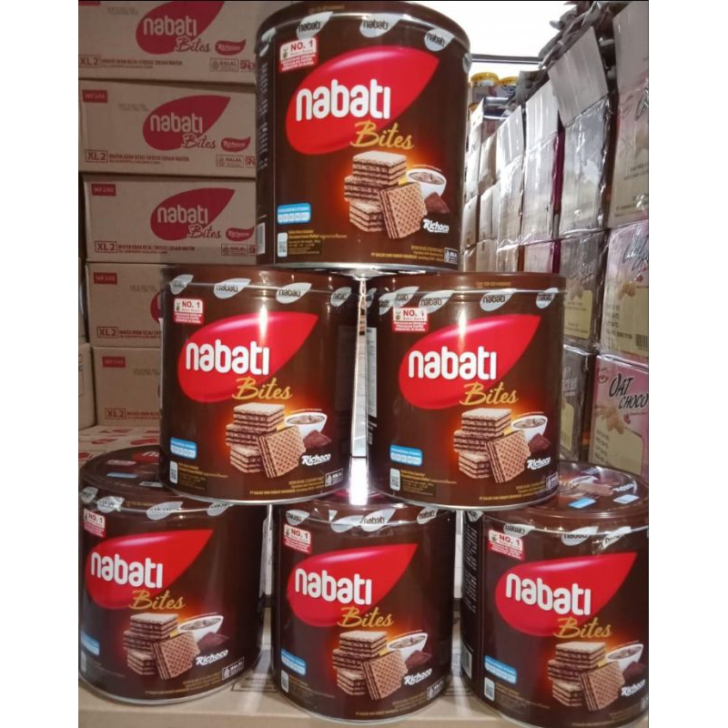 

Nabati Wafer Kaleng Kemasan 287gr rasa coklat