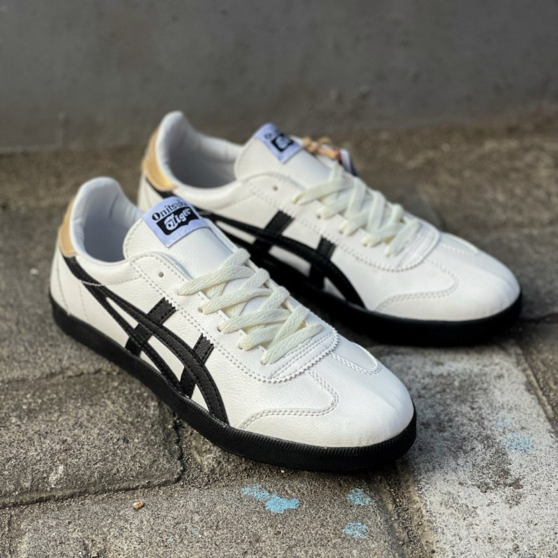 ONITSUKA TOKUTEN