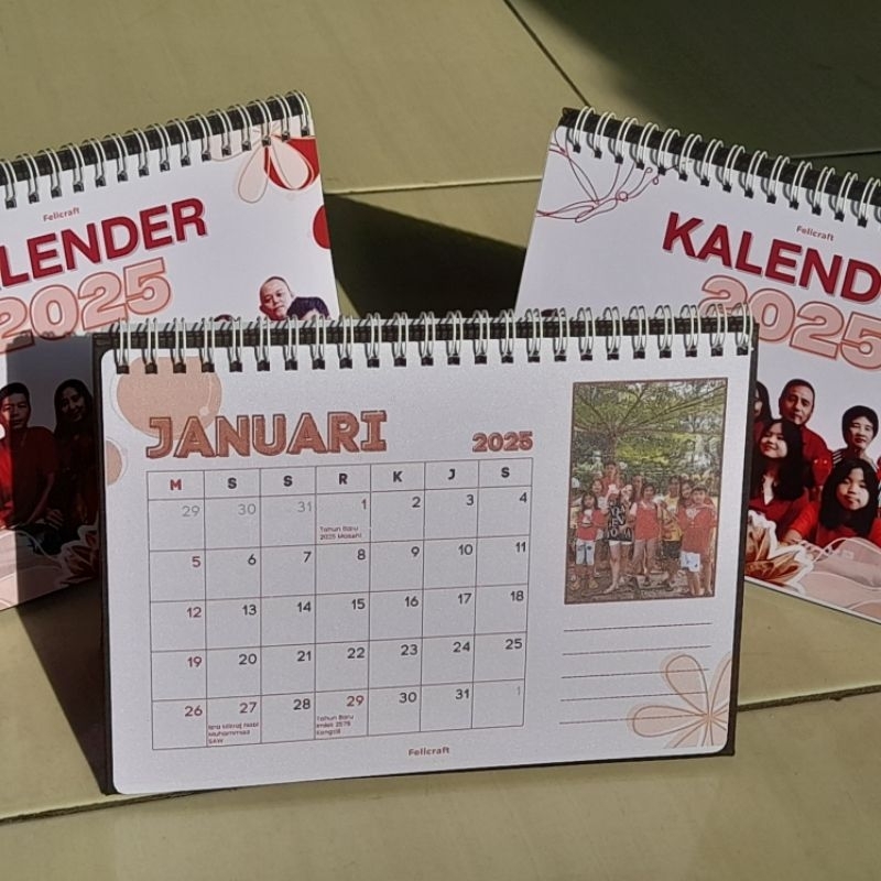 

Kalender Meja 2025 Custom Hard Cover Ukuran A5 Bahan Premium