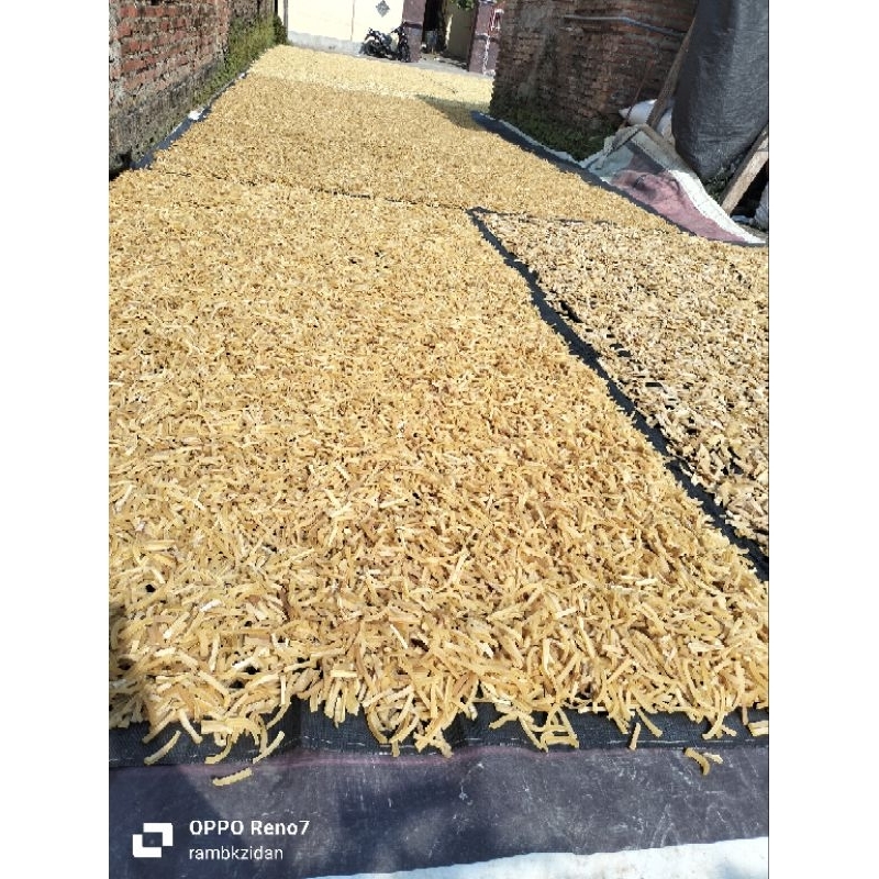 

Lezatoz_Genz Krecek Rambak Kulit Sapi Varian Stik Mie Mekar Joos