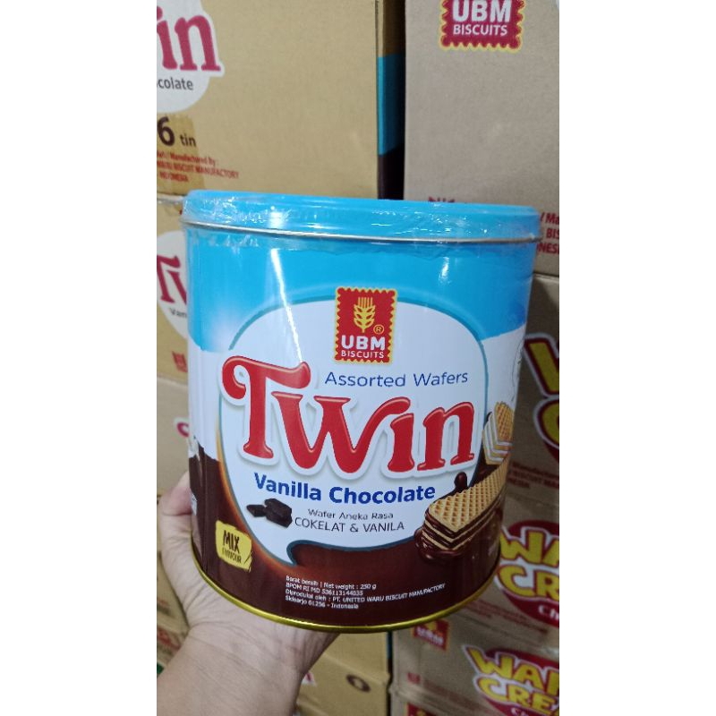 

twin vanilla chocolate kaleng exp aman