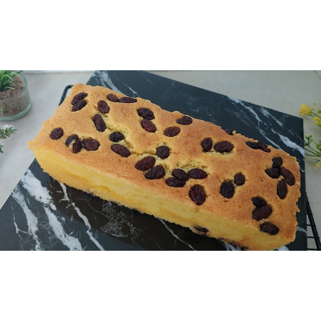 

Bolu Jadul Premium full butter dan full topping