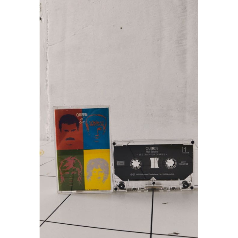 kaset queen Hot space