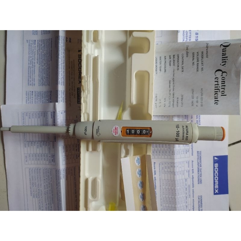 Mikropipet merk Socorex swiss 10-100 mikro