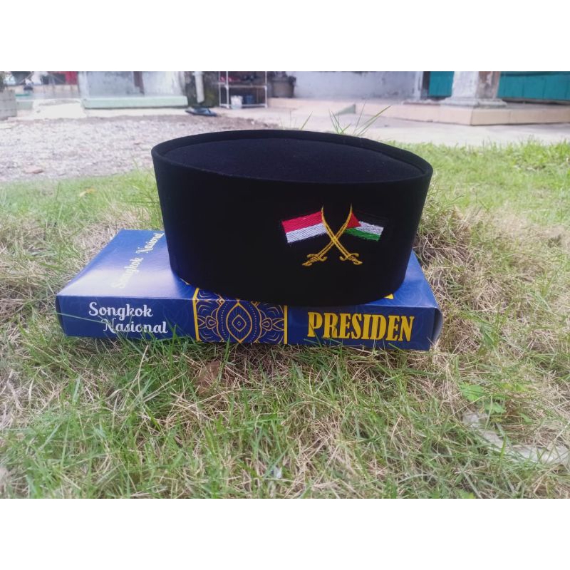 peci songkok hitam logo palestina
