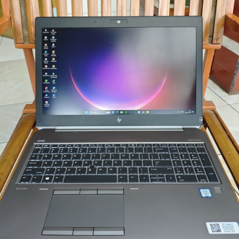 Laptop HP Zbook 15 G5 core i7 8850H dual VGA NVidia DDR4 16Gb