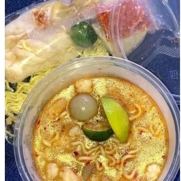 

Baso Aci Extra Mie Chilli Oil dan Minyak Bawang gurih bisa mentah atau matang