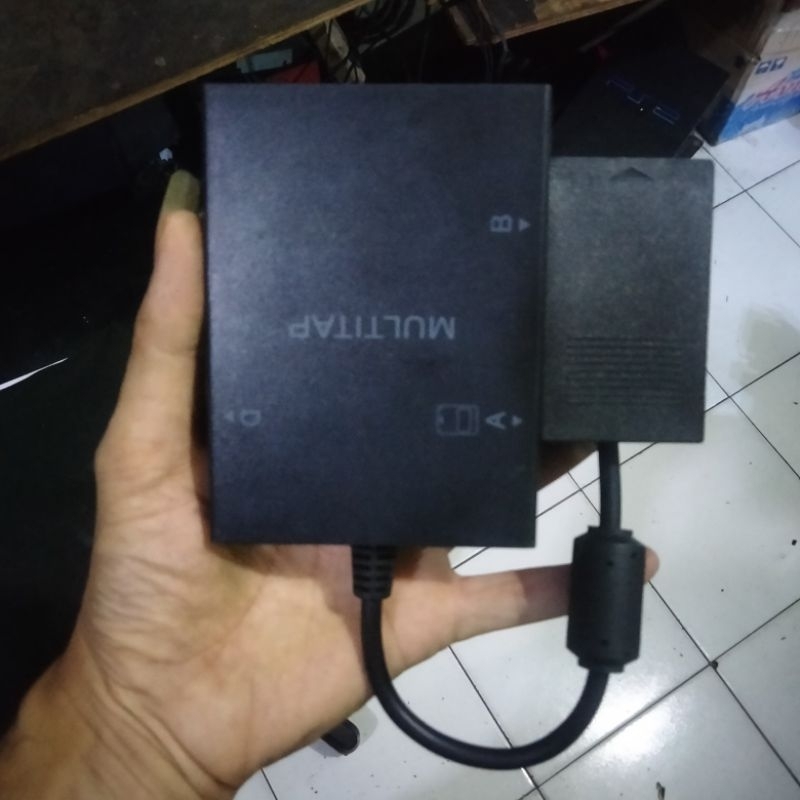 multitap PS2 bekas kondisi normal