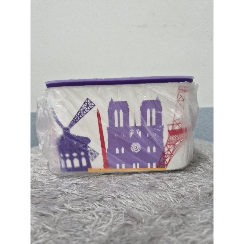 Baseline Paris Tupperware