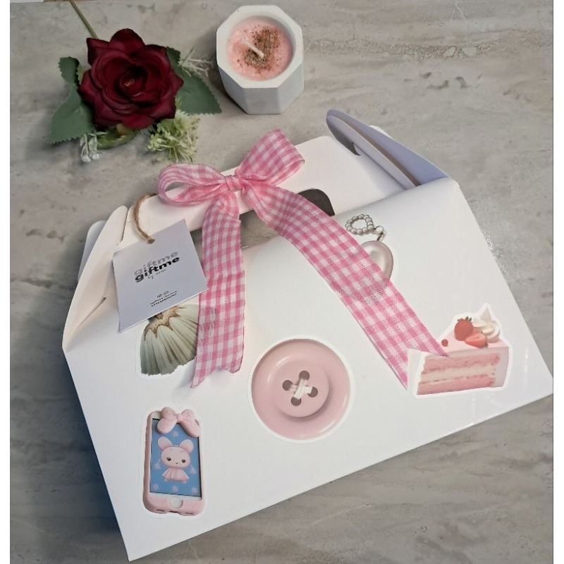 

GIFT BOX/HAMPERS BOX/HADIAH KEKINIAN