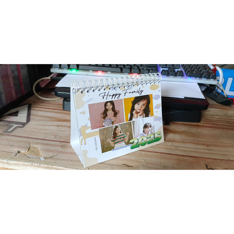 

kalender duduk foto custom murah