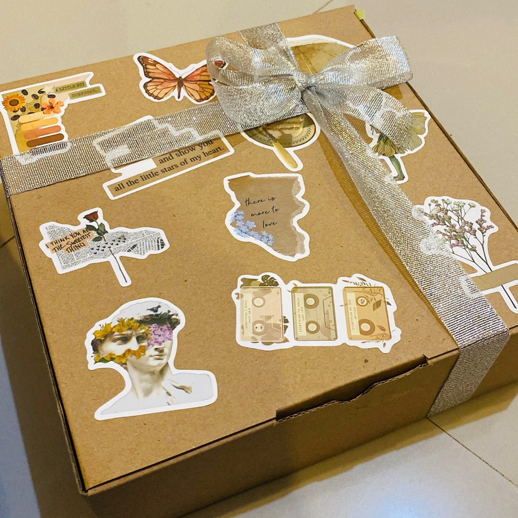 

BOX HAMPERS NEW BORN 22X22X7/ KOTAK KADO / GIFT BOX DIRAKIT HAMPERS