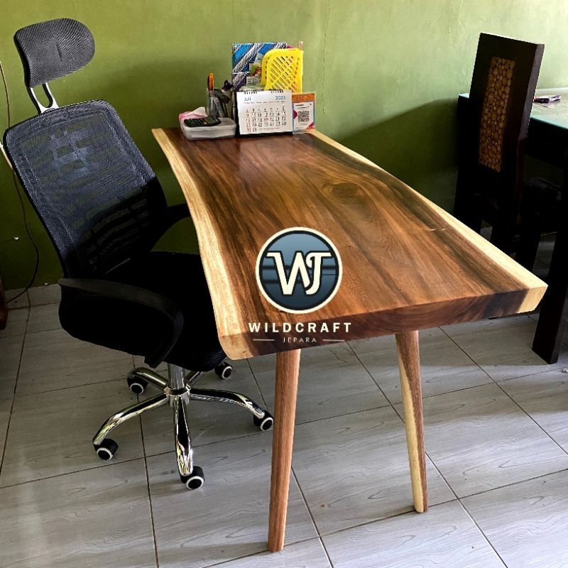 Meja Kantor Minimalis Bahan Kayu Trembesi Solid