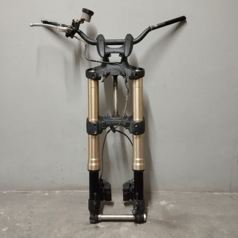 Usd upside down limbah moge Ducati Panigale, Diavel