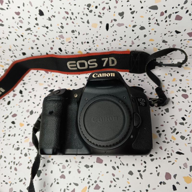 Kamera Canon 7D Body Only - Second