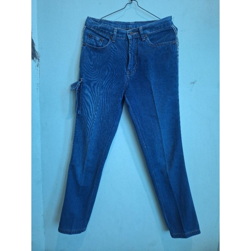 Celana Bekas Oto Ono