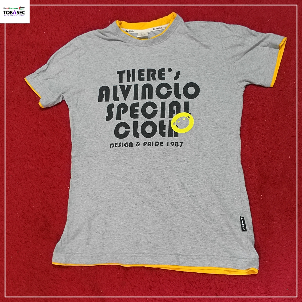 Kaos Baju Tshirt Katun Alvinclo warna abu motif tulisan Best Size L