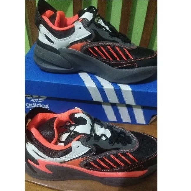 Sepatu Running Adidas Ori OZWORLD Size 38