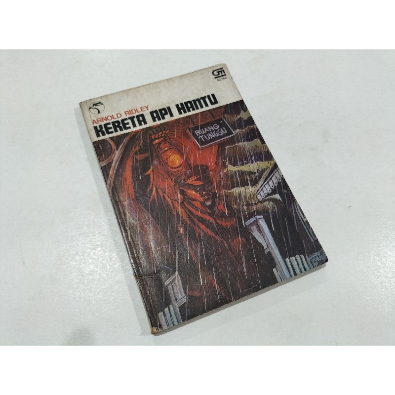 Novel Remaja Saduran Kereta Api Hantu (Seri Elang), karya Arnold Ridley