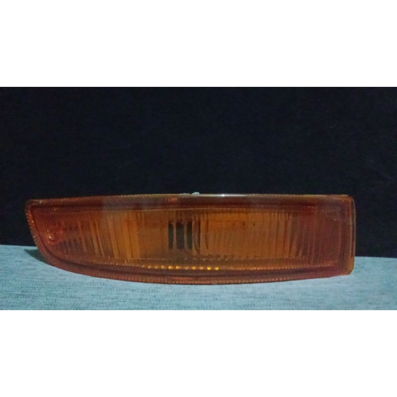 lampu sen sein bumper bemper depan original Toyota Corona Absolute 1992-1993 ST-191 bagian kanan