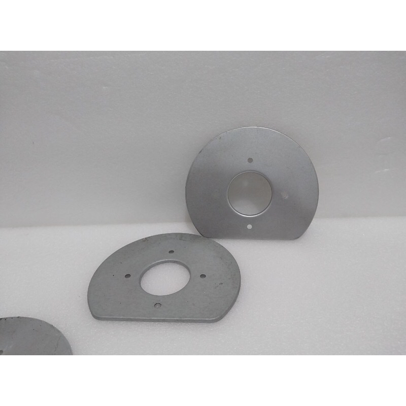 Bricket besi Unifi AP AC LR Bricket besi Unifi AP AC Longe Range