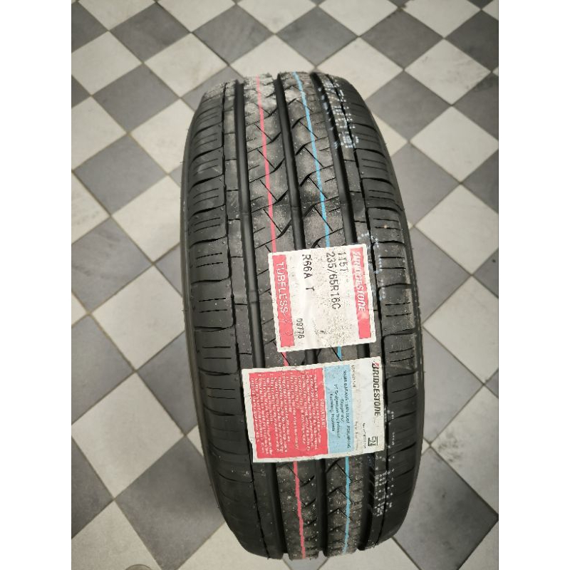 Ban Bridgestone Duravis R660A 235/65 R16 (Ban Hiace Premio)