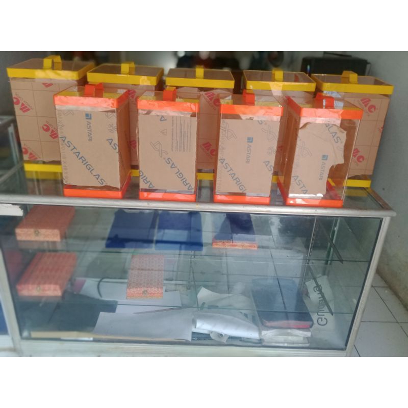 BOX ES BUAH AKRILIK