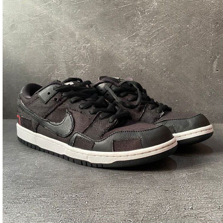 SB DUNK LOW WASTED YOUTH