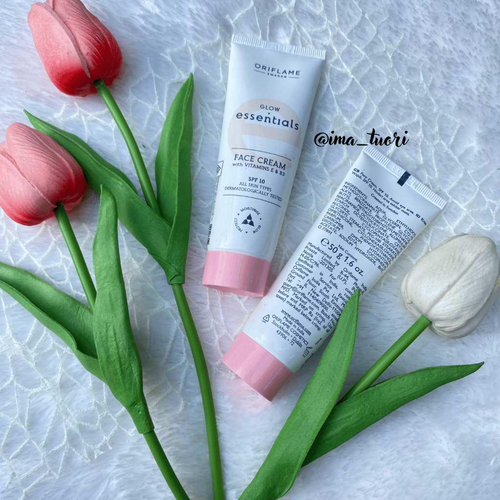 43906 Glow Essentials Face Cream with Vitamins E & B3 SPF 10 | Face Cream Oriflame