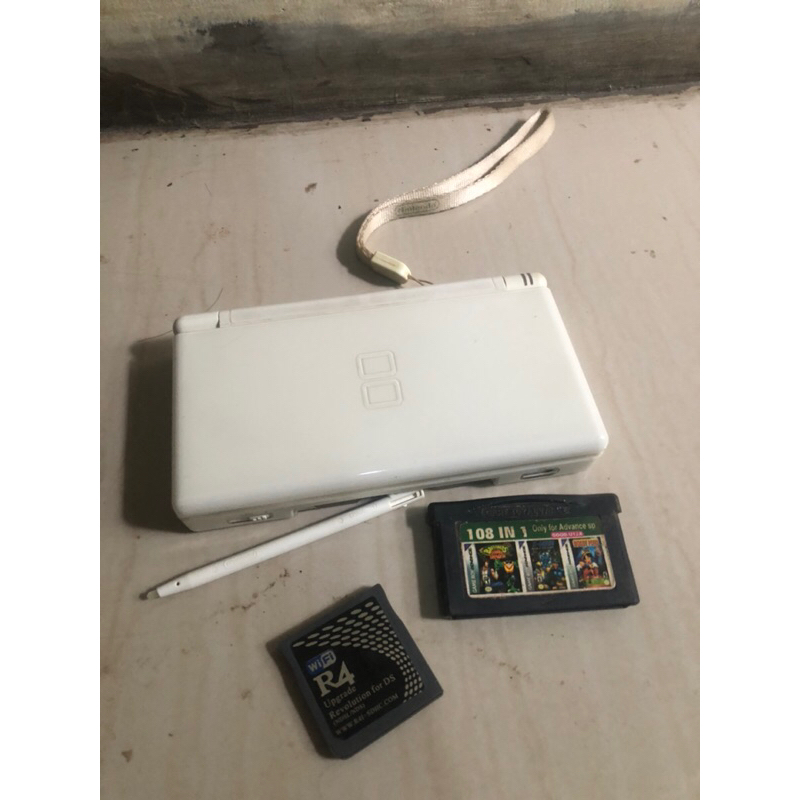 nintendo ds lite white nds lite gameboy minus layar atas