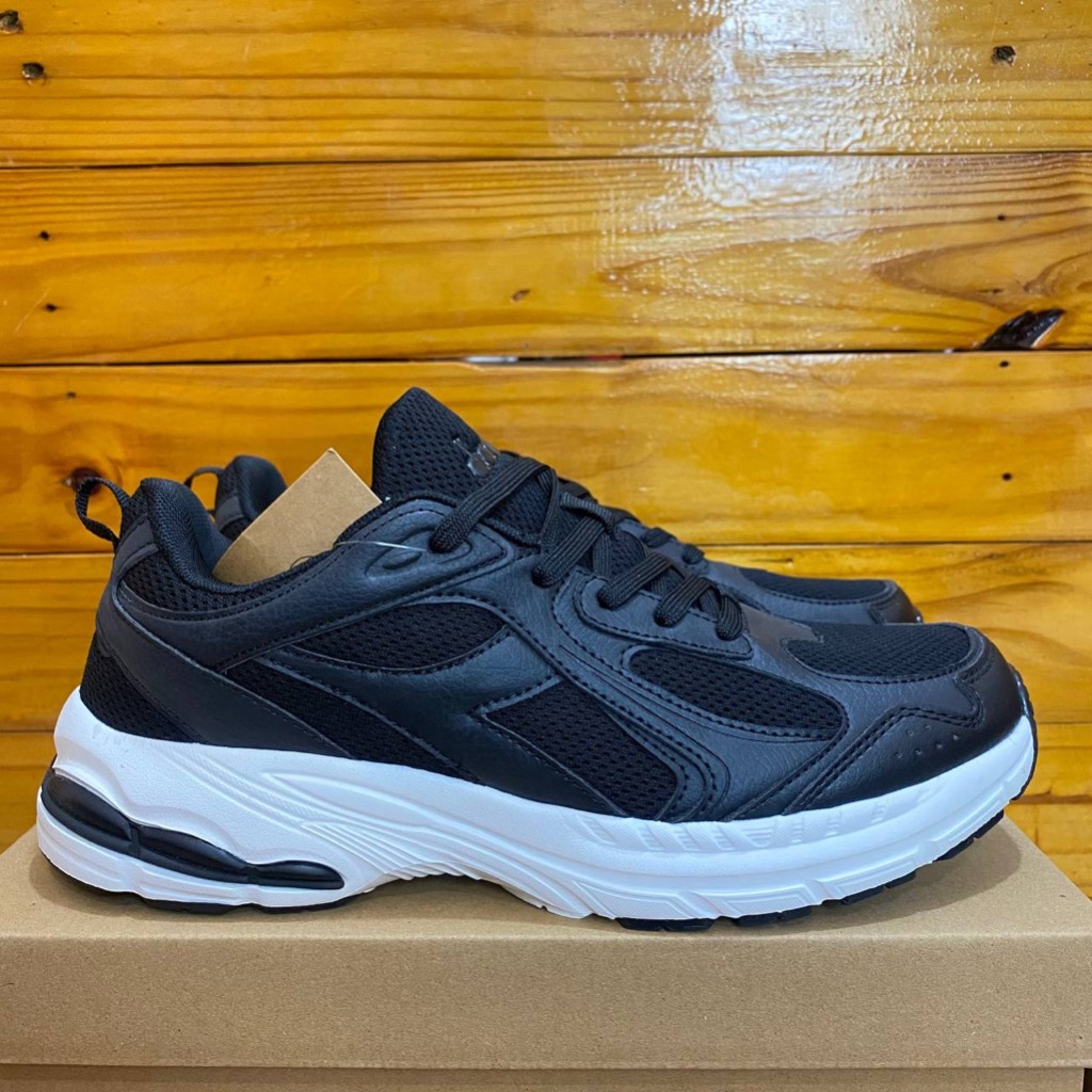 2 VARIASI WARNA SEPATU DIADORA PRIA DIADORA KARNISIUS GREY SILVER & BLACK WHITE MEN SPORTY RUNNING C