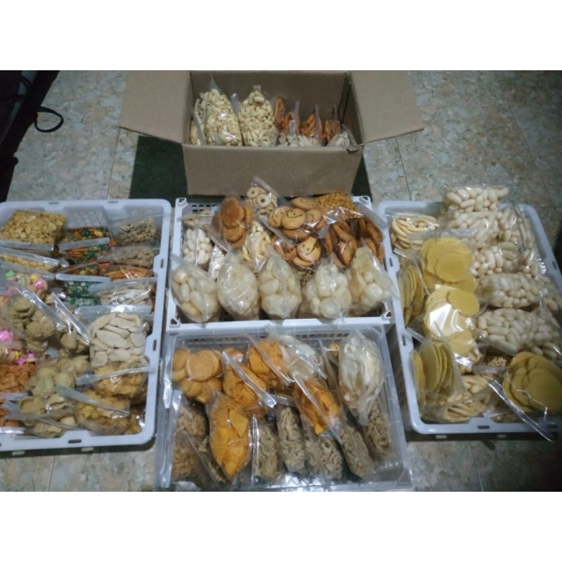

ANEKA SNACK Cemilan Kemasan mini SERBA 5rb saja ! Camilan Lebaran