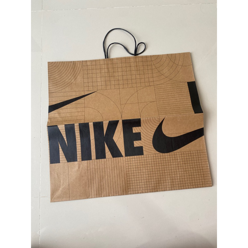 

Paper Bag Nike
