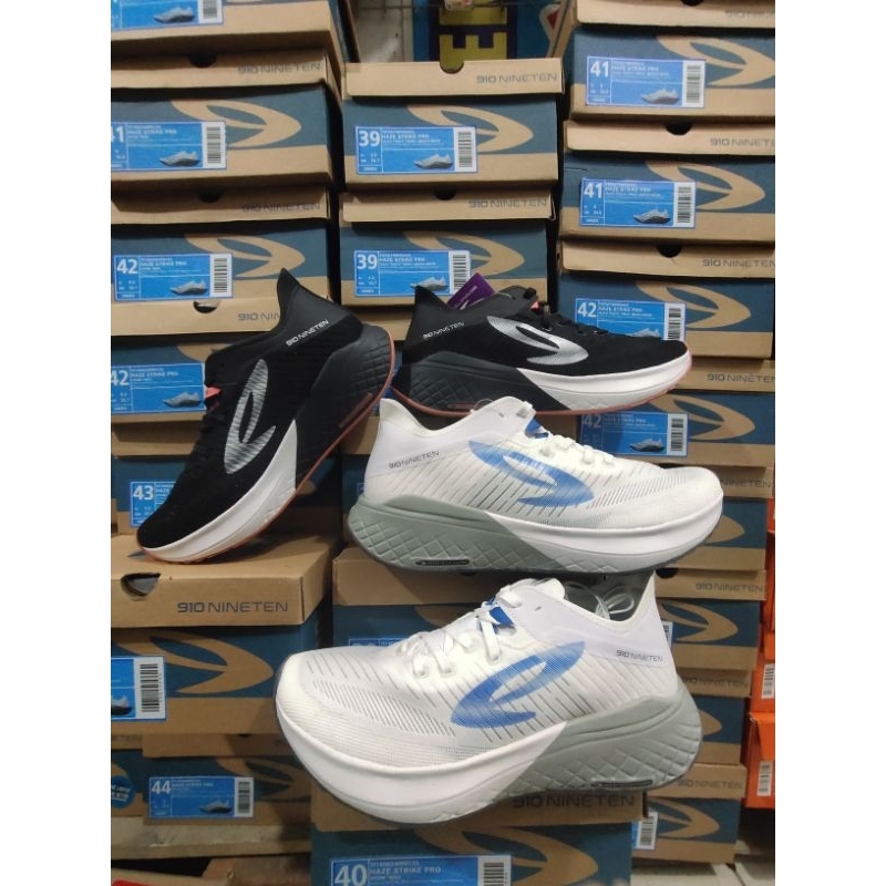 SEPATU RUNNING 910   Hanna