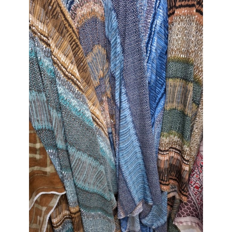 Kain Armani Silk Abstrak Motif Terbaru Per Setengah Meter.