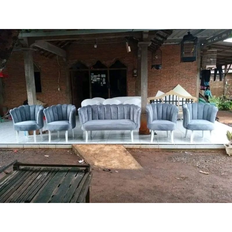 Kursi Pelaminan Kerang Lesti Kursi Pengantin Kipas Kulit Kursi Pelaminan Murah