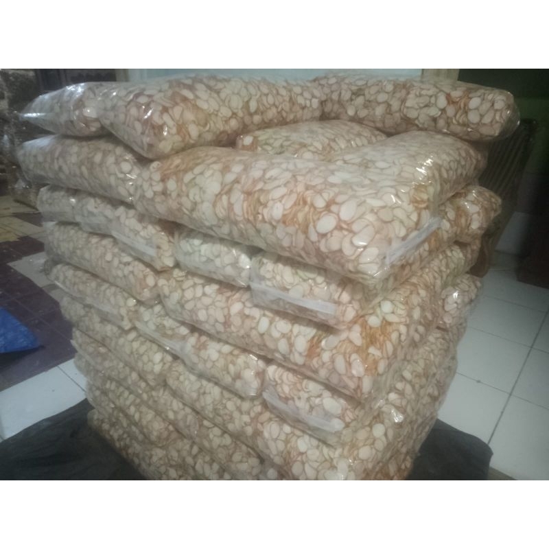 

kerupuk bawang mentah 1 ball/5 kg