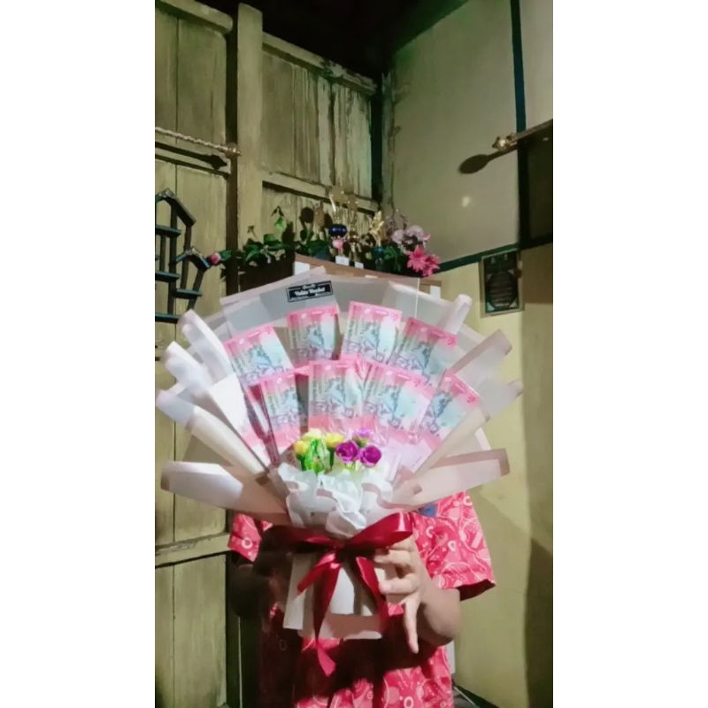 buket wisuda/buket bunga/buket uang mainan/buket poto/buket hiasan