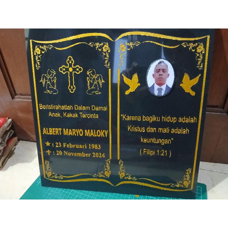 batu nisan kristen tambahan foto bahan granit 40x40 cm