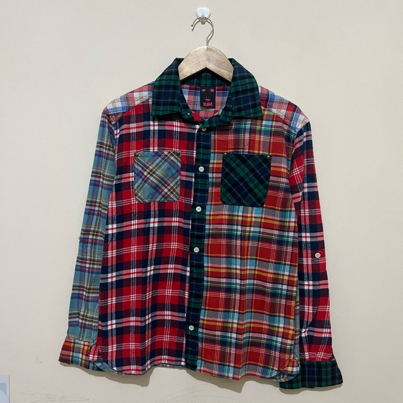 kemeja XGirl Women Patch Flannel shirt