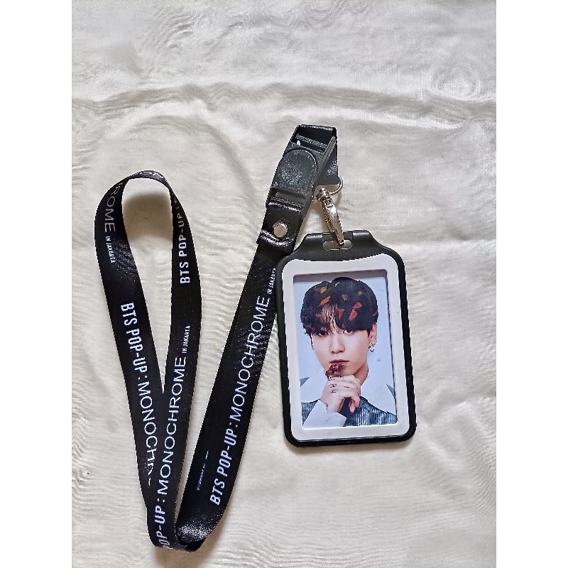 

LANYARD BTS